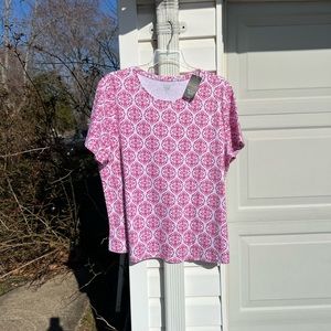 NWT Kim Rogers Cute White Raspberry Pink Damask Pattern Short Sleeve Top
